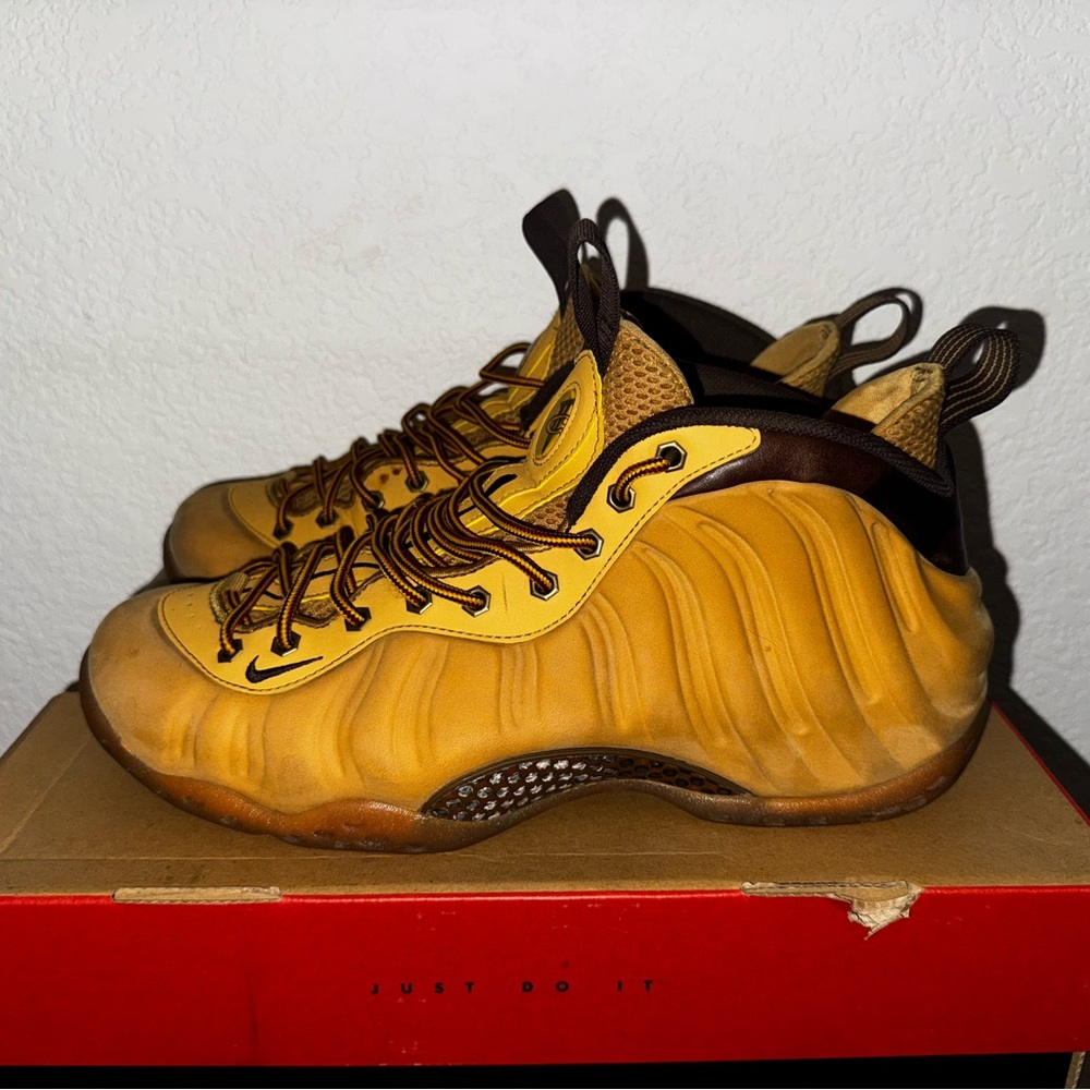 Nike Yellow and Brown Athletic Shoes